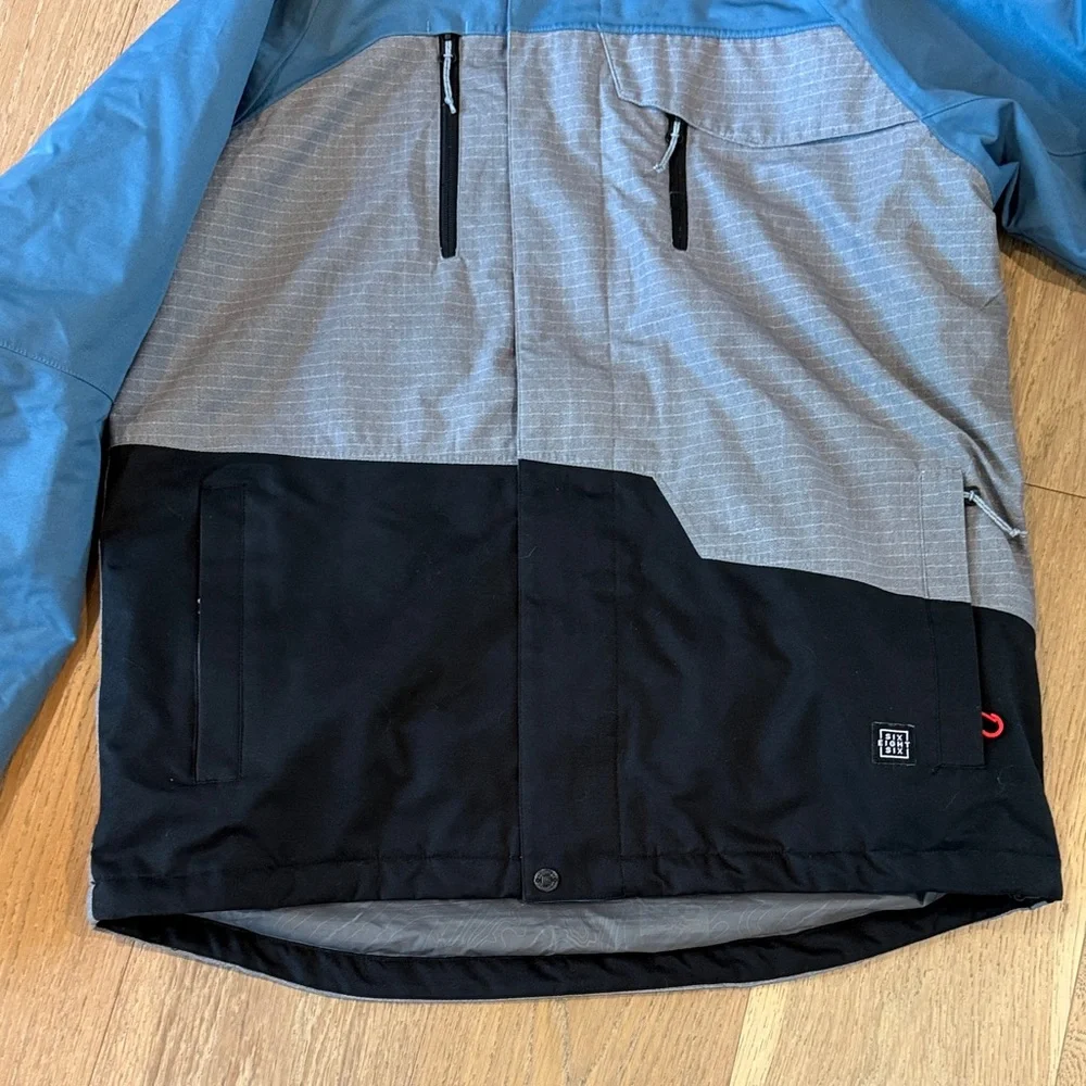 686 Men's Blue, Gray & Black Hooded Snow Board/Ski Jacket
